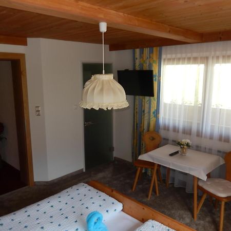 Gaestehaus Lukasser Hippach Habitación foto